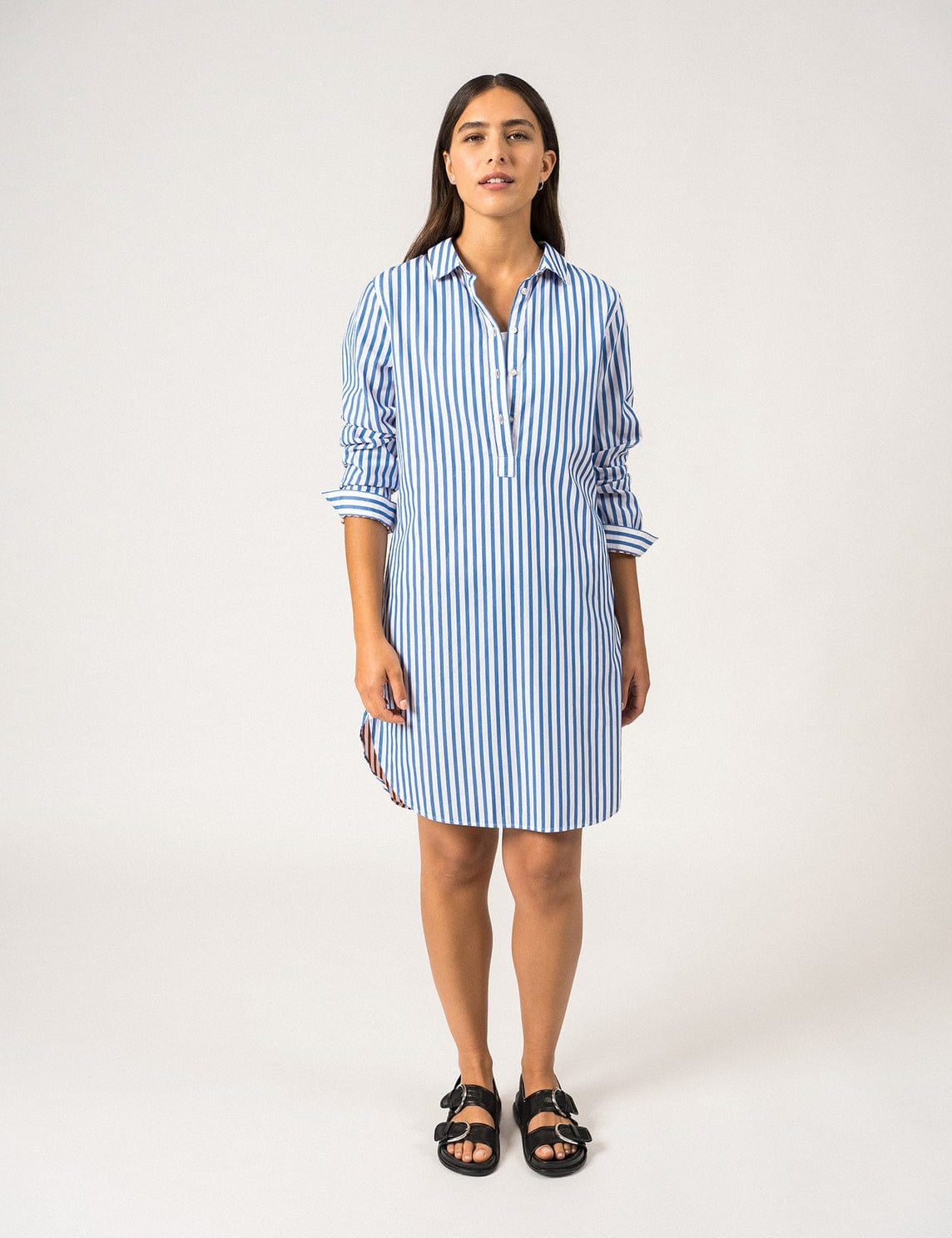 3226_34-MER-BLAN-BASKET-E-shop-BD-01_800x800_2x_b8d9a0eb-f011-40d6-9417-ec8a11542df4.jpg