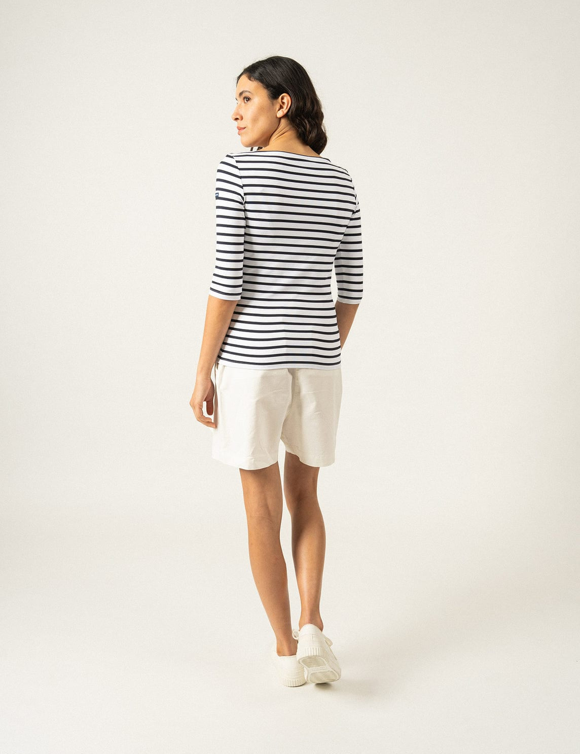 5498_0S-NEIGE_NAVY-E-shop-BD-02_800x800_2x_2f128786-ddf0-43aa-8962-43c9f44562a0.jpg